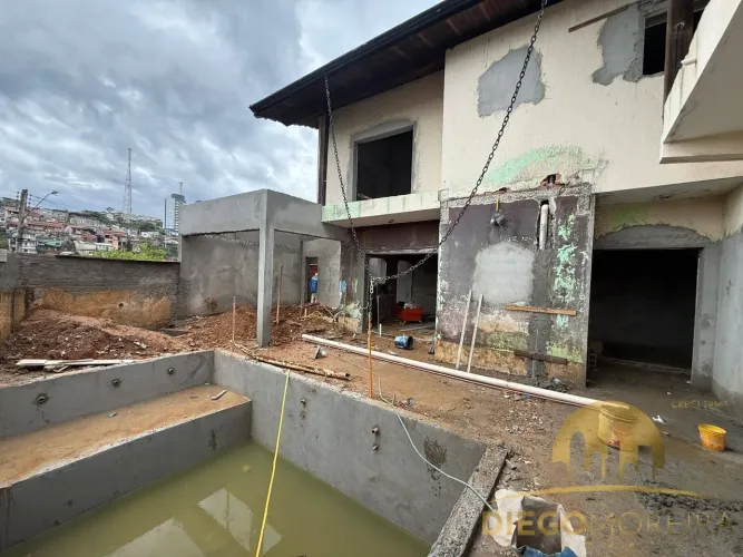 Casa à Venda Conforto, Espaço e Área de Lazer - entrega pronta para morar