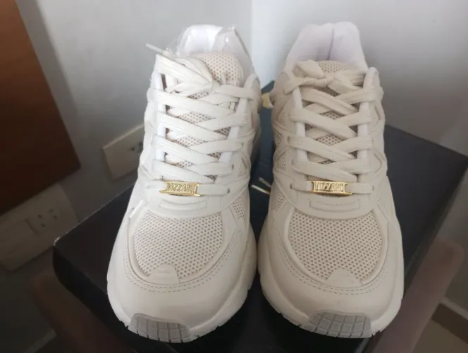 Tênis feminino Vizzano número 35