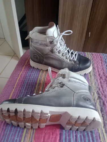Bota west coast.