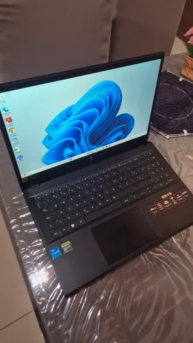 Vendo Notebook Gamer V15