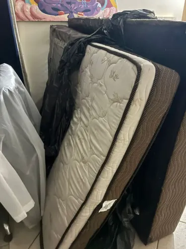 Cama box casal usada [NÃO ENTREGO]