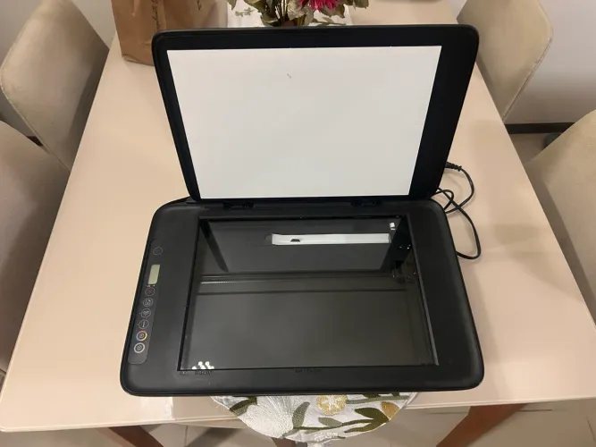 Impressora HP 2774 deskjet