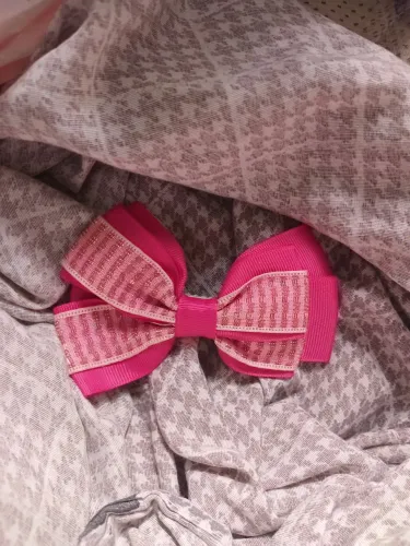 Laço de Cabelo Rosa Brilhante - Grande e Lindo