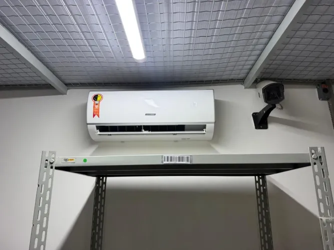 Instalação manutenção e conserto de ar condicionado split