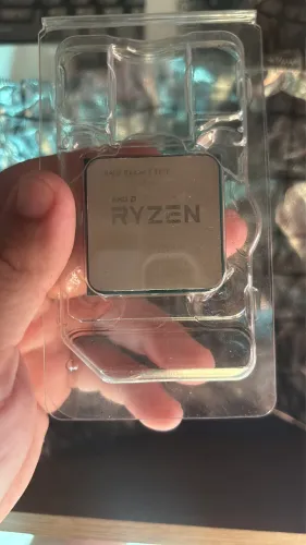 Ryzen 5 5600