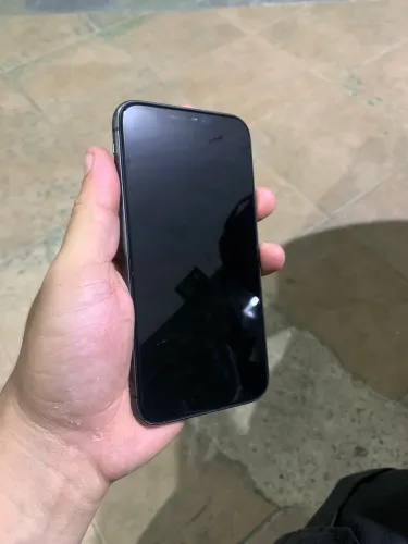 iPhone 11 - 64 gb