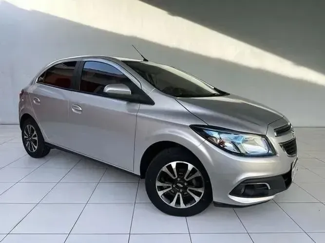 Chevrolet Onix Hatch LTZ 1.4 8V Flex Power Mec. 4P 2014