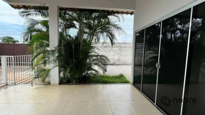 Casa com 3 dormitórios para alugar no Residencial Vera Lúcia 606 sul, 100 m² por R$ 2.735/