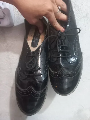 Sapato oxford de vinil 38 feminino