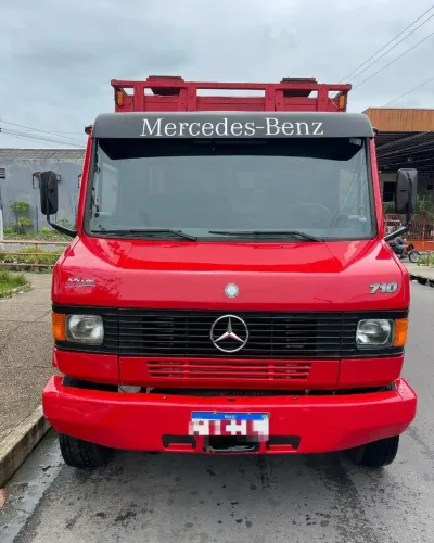 Mercedes Benz 710 Plus/Parcelamento disponivel