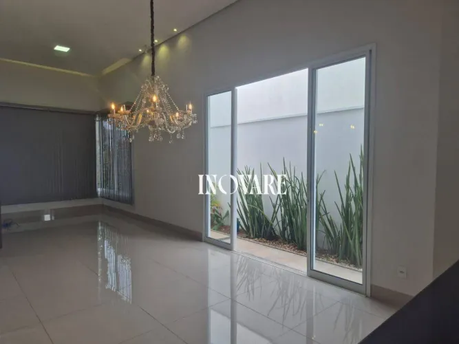 Casa com 3 dormitórios para alugar, 230 m² por R$ 9.850,00/mês - Condomínio Splêndido - Ub