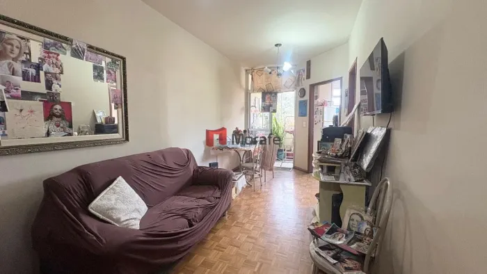 Apartamento à venda no Bairro Castelo