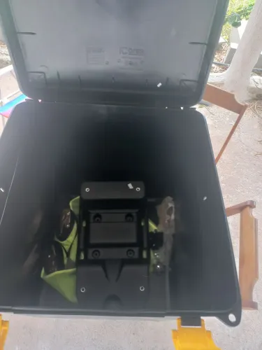 Bau icbras 110lt completo com suporte
