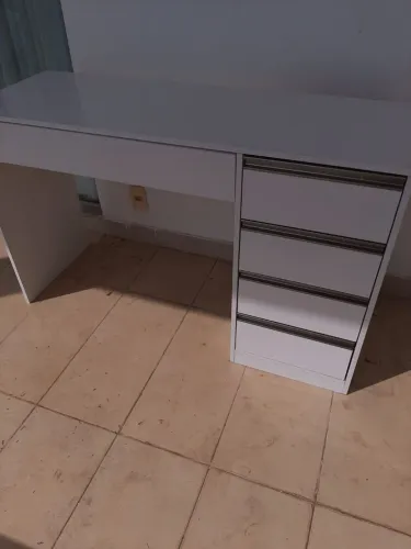 Bancada com gaveteiro