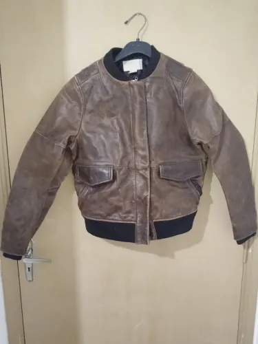 `Jaqueta H&M Press Sample Couro Legítimo Coleção Premium T38`