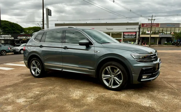 Volkswagen Tiguan Allspac R-line 350 TSI 2.0 4X4 2019