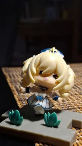 Figure genshin impact Bárbara Chibi
