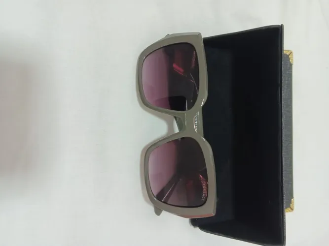 Vendo óculos de sol Versace