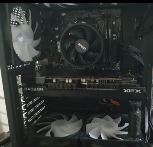 Placa de vídeo RX 7600 8GB XFX Qick 3 Fans