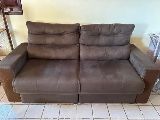 Sofá marrom