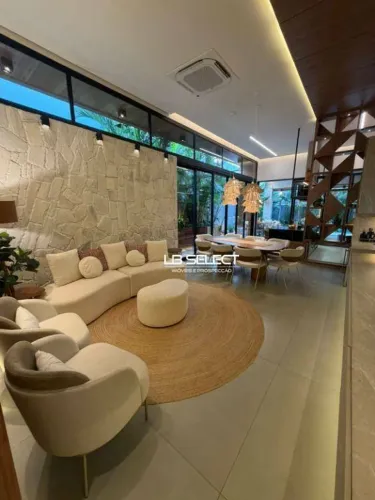 Casa no Condomínio Cyrella Buritis com três suítes e varanda gourmet completa.