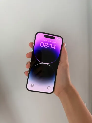 Vendo iPhone 14pro roxo, 128gb perfeito estado. 