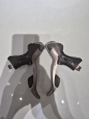 Vendo par de STI TIAGRA ST 4500