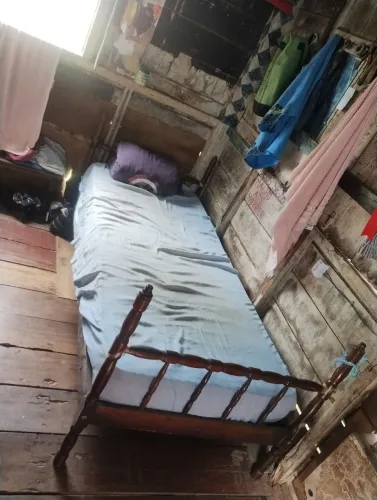 CAMA DE SOLTEIRO