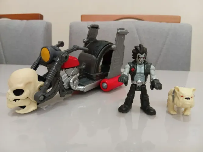 Lobo com sua motocicleta e seu cachorro dawg - Imaginext Super Friends 