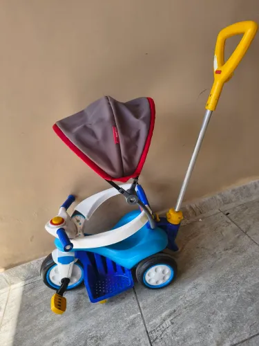 Triciclo infantil