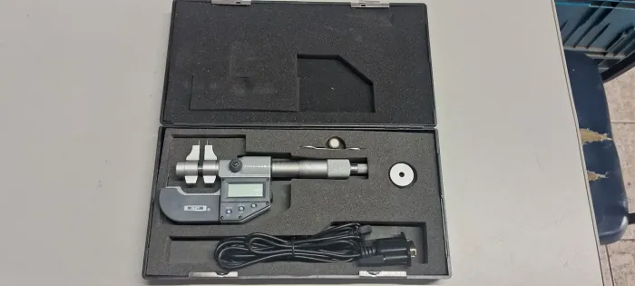 Vendo Micrômetro Interno Digital , 5~30mm Confira!