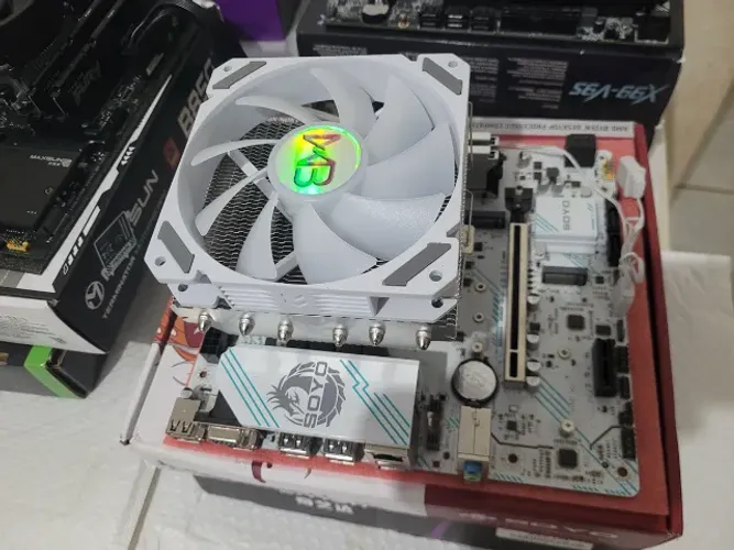 Kit Gamer Ryzen (Ryzen 5 3600 + Soyo B550 + Air Cooler + Memória)