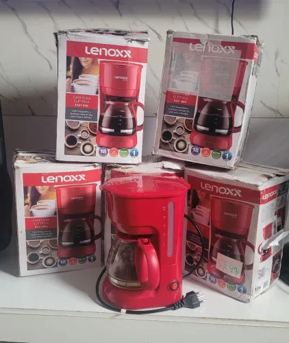 Cafeteira lenoxx 18 xícaras easy red