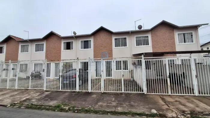 Casa com 2 dormitórios à venda, 70 m² por R$ 350.000 - Fátima III - Pouso Alegre/MG