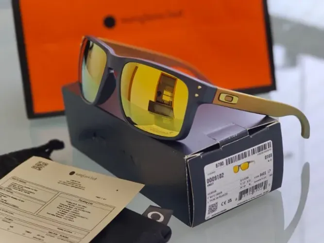 Oakley Holbrook Prizm 24k Polarized Lenses Matte Carbon Frame Óculos