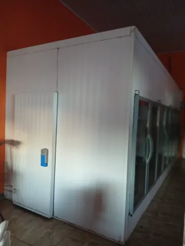 Câmara Fria Comercial de 8 Portas de Vidro