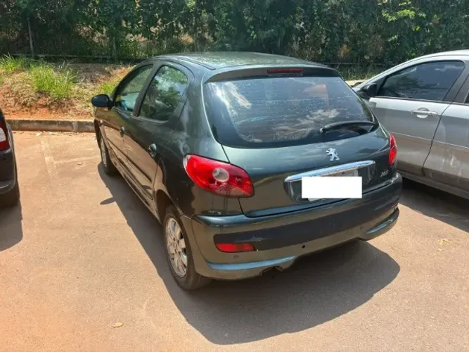 Peugeot 207 XR Sport 1.4 Flex 8V 5P 2011