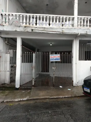 CASA DE 2 CÔMODOS COM GARAGEM PARA ALUGAR EM TABOÃO DA SERRA
