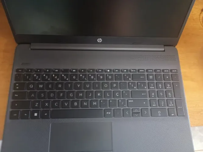 Notebook hp i3-1315u 8g ram
