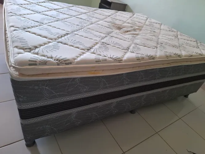 Cama box casal