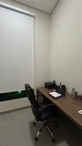 Casa em cond. fechado - 3 dorm. com escritório