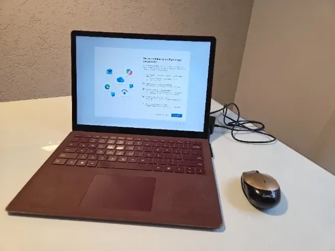 Surface Laptop 2 i5 8gb 256gb - mouse bluetooth