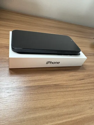iPhone 13 256gb (81% saúde da bateria)
