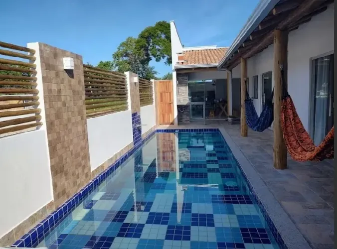 Casa para venda possui 150 metros quadrados com 3 quartos em  Guaratiba - Prado-BA