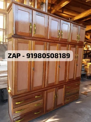 Guarda - roupa casal 6 portas novo