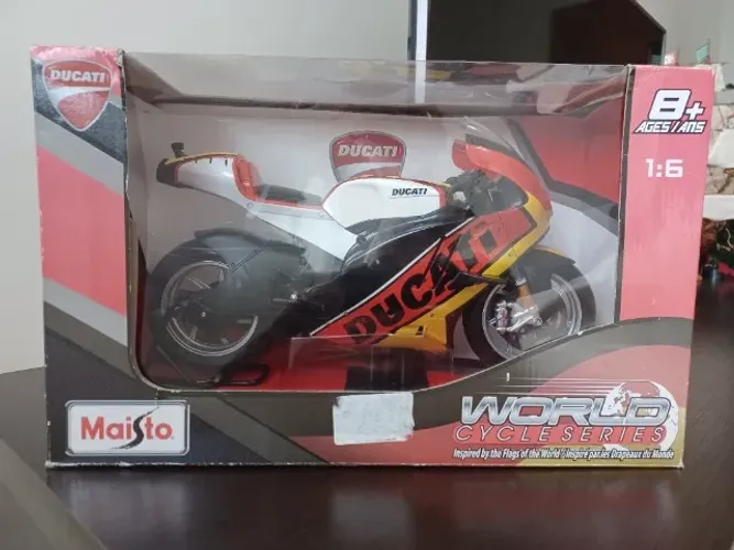 Miniatura Moto Ducati 
