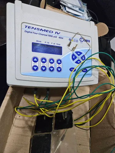 Aparelho de Eletroestimulação TENSMED IV 4034 Carci - 4 Canais - Semi Novo