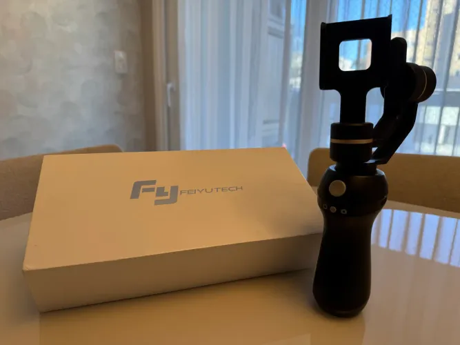 Estabilizador Gimbal FeiyuTech Vimble para Celular - Seminovo na Caixa