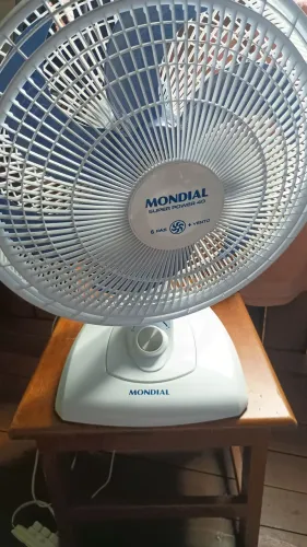 SILÊNCIO 40cm 6 Pás .. na caixa.. entrego se vier pegar dividorm até  3 VEZES...
