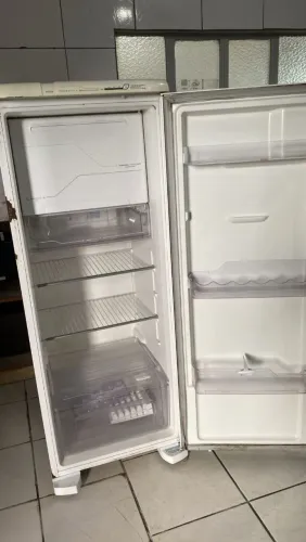 Geladeira e fogão 